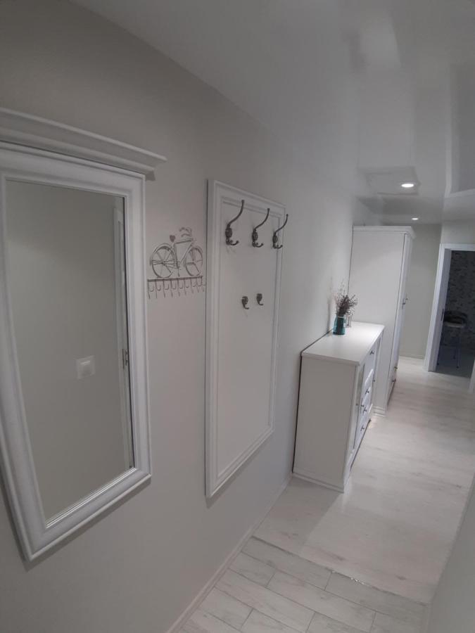 Appartment New In Center Mogilev Exteriér fotografie